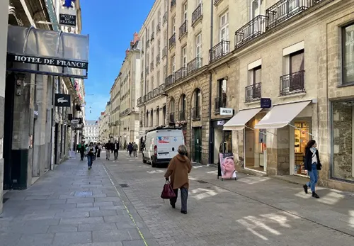 local commercial nantes