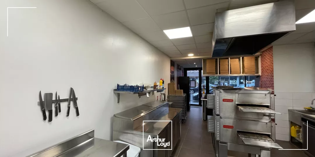 Local commercial - Restaurant- 43m2- Saint joseph de Porterie