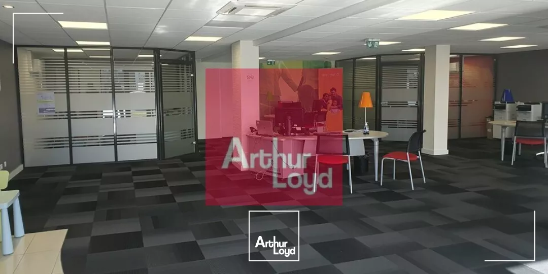 Local Bureaux A LOUER 225m² Secteur Clermont-Ferrand BREZET