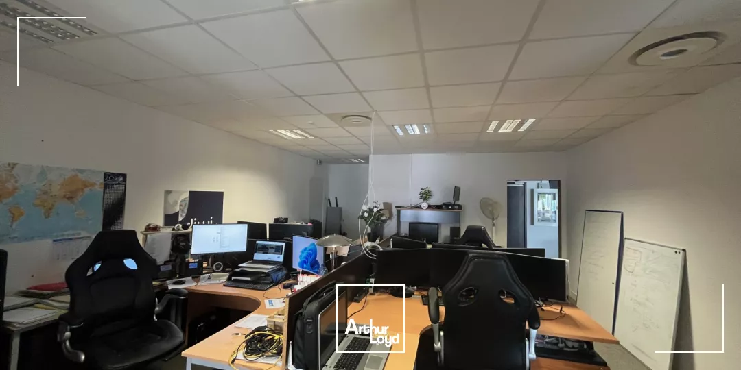 A LOUER BUREAUX 250M2 TRIGNAC PROCHE GARE ST NAZAIRE