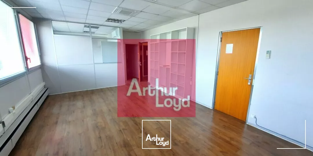 BUREAUX A LOUER COURNON D'AUVERGNE 74M²