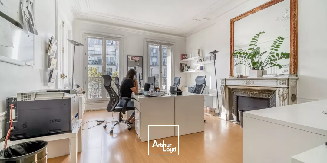 Bureaux à louer à PARIS 75009