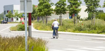 Le parc d'activité Rovaltain, et ses pistes cyclables