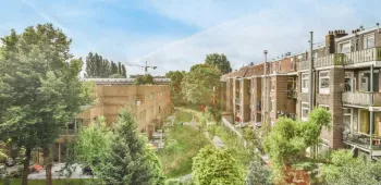 Parc d'Activités de l'Est Dijonnais : un Écoparc labellisé Une vue aérienne d'un quartier avec des arbres et des bâtiments