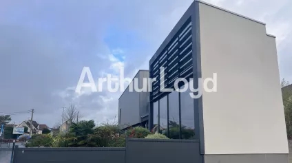 LOCAL COMMERCIAL A LOUER - Offre immobilière - Arthur Loyd