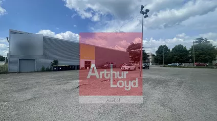 Local commercial à louer Agen 880 m² - Offre immobilière - Arthur Loyd