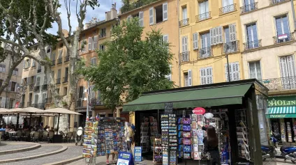 Local commercial à louer centre-ville d'Aix-en-Provence - Offre immobilière - Arthur Loyd