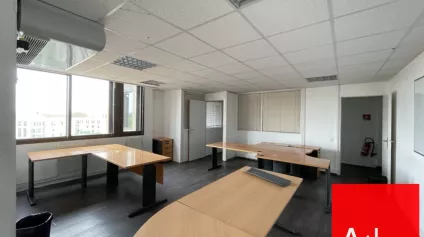 BUREAUX A LOUER BAIL DEROGATOIRE - MONTPELLIER HYPER CENTRE - Offre immobilière - Arthur Loyd